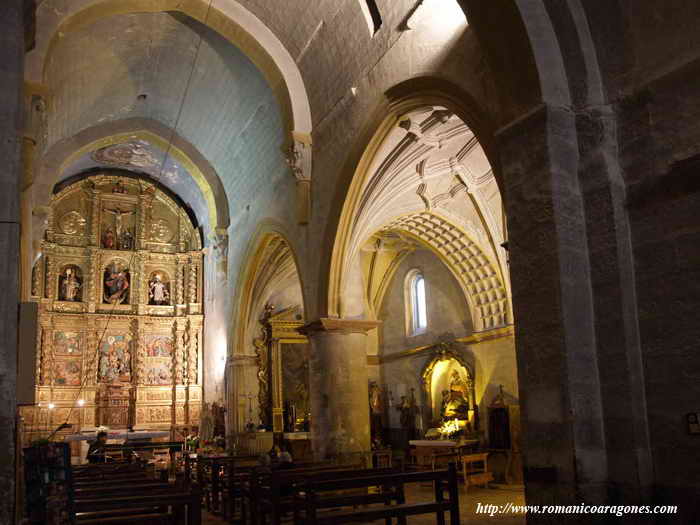 VISTA DE NAVE PRINCIPAL Y NAVE SUR ADOSADA